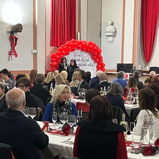 Successo della cena di solidarietà a favore del centro antiviolenza di Novara