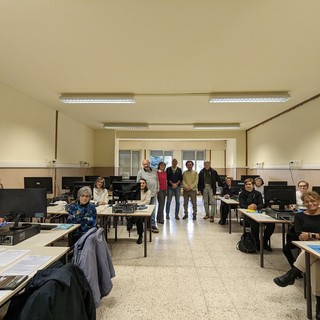 Cameri: riparte il corso di informatica per la terza età: tecnologia alla portata di tutti