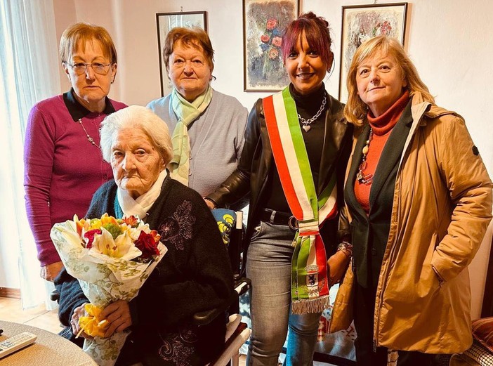 Romagnano Sesia: Iolanda Zanetta festeggia 101 anni, un traguardo straordinario