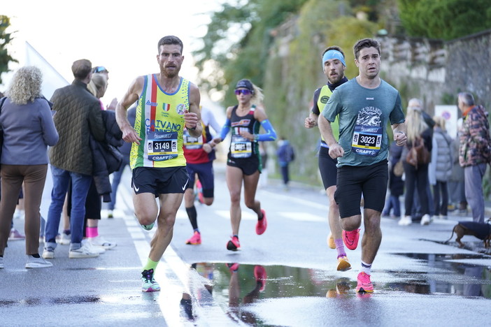 Poste Italiane sostiene la 13esima 'Sportway Lago Maggiore Marathon'