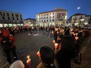 Fiaccolata a Trecate per la giornata internazionale contro la violenza sulle donne. FOTO