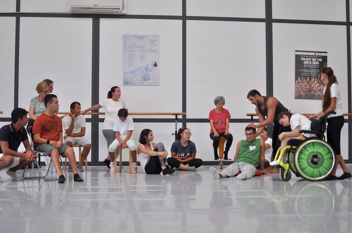 &quot;Linee continue&quot;, a Novara in scena a nòva: un viaggio tra danza e inclusione