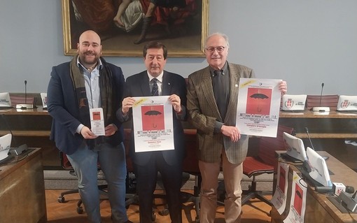 Da sinistra: presidente del consiglio comunale Edoardo Brustia, presidentre Ordine dei medici Federico D'Andrea, e Francesco Bonomo