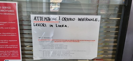 Il viaggio della speranza da Milano a Domodossola tra treni soppressi e autobus sostitutivi