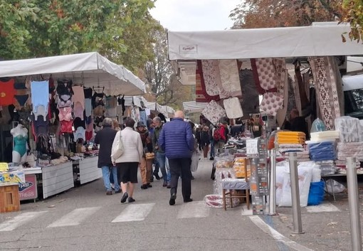 Novara, torna la Fiera di Marzo: bancarelle, viabilità e modifiche al traffico