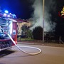 Incendio a Pisano: vigili del fuoco intervengono per domare le fiamme