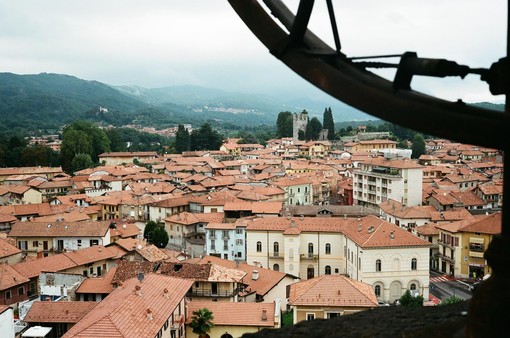 Campo fotovoltaico a Invorio: dalla provincia nessuna espressione di parere positivo