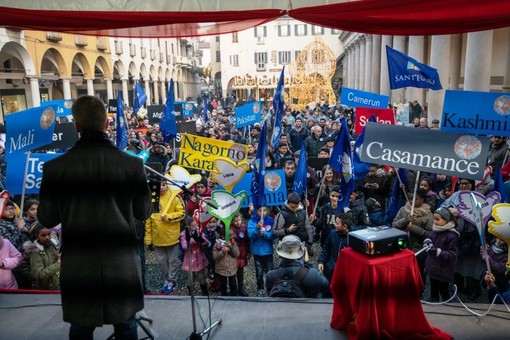 In cammino per la pace: la marcia del primo gennaio a Novara