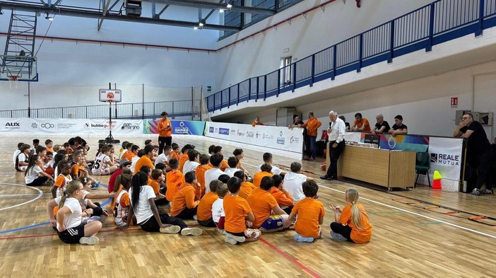 Una festa per il primo anno dei Tigers Novara: dal minibasket agli under 15, la società cresce