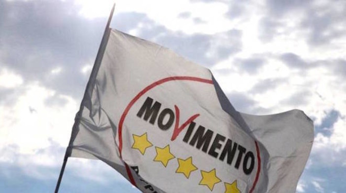 M5S all'attacco: &quot;No all'aumento delle poltrone in Consiglio regionale&quot;