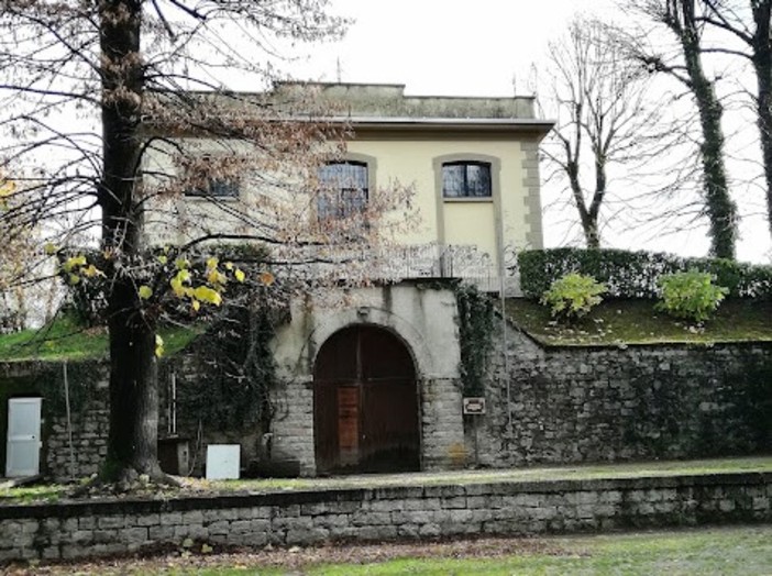 A Castelletto un incontro con Aurora Tamigio, autrice de &quot;Il cognome delle donne&quot;