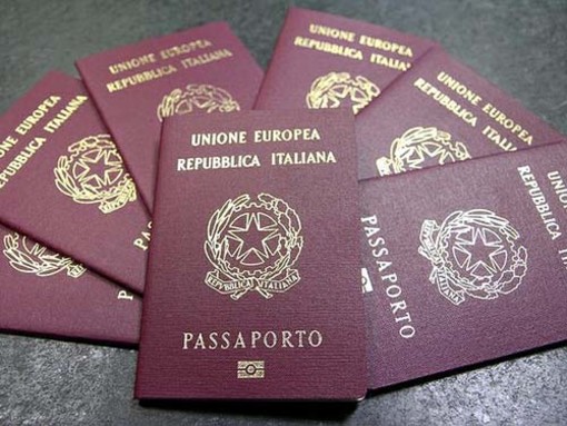 Passaporto in posta: entro luglio disponibile in tutti gli uffici Italiani