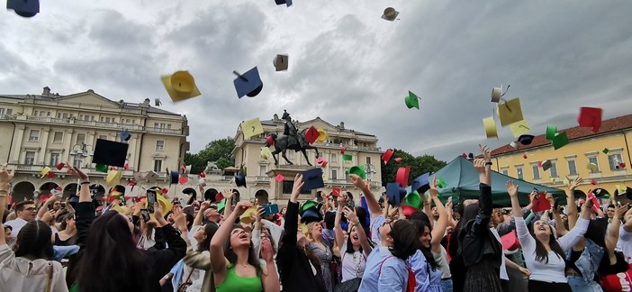 I laureati di Upo hanno celebrato il &quot;Graduation Day&quot; FOTO