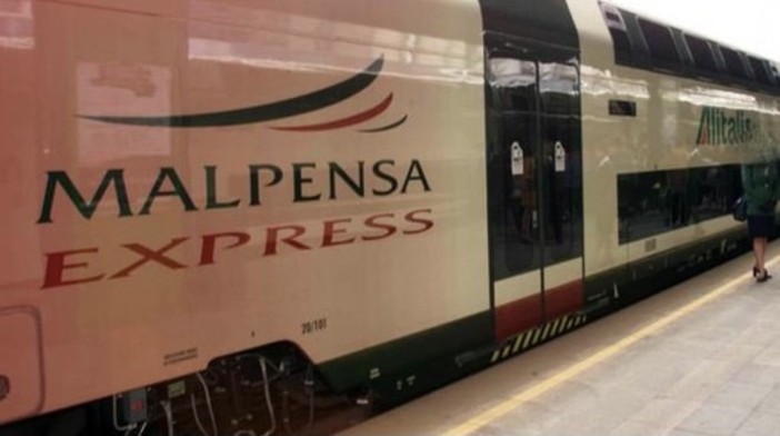 Muore travolto dal Malpensa Express a Rescaldina. Circolazione ferroviaria bloccata