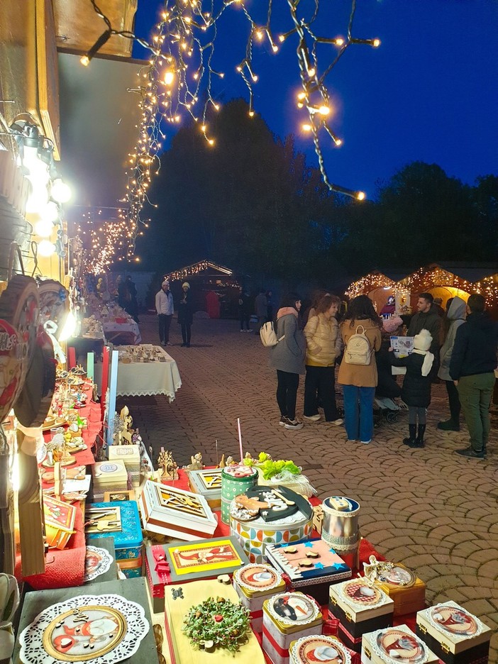 E' partita la 21a edizione del Mercatino degli Angeli a Sordevolo nel biellese