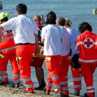 Tragedia sull'Isola della Maddalena: turista 58enne residente a Novara schiacciato da un masso mentre era in vacanza con la nipote