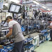 Confcommercio: &quot;Futuro ancora incerto per la produzione industriale&quot;