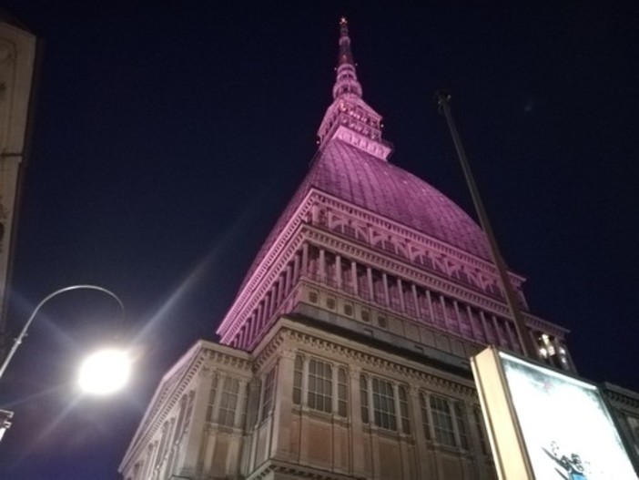 I monumenti del Piemonte pronti a illuminarsi di rosa per la partenza del Giro d’Italia