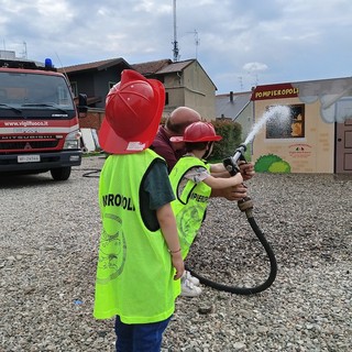 &quot;Pompieropoli&quot;, a Trecate una giornata di formazione e divertimento per i bambini