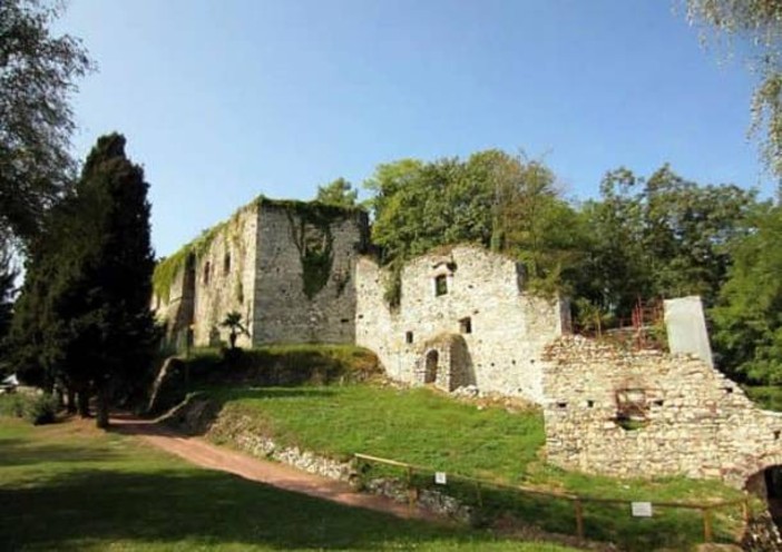 Arona in musica alla Rocca Borromea, ospite Antonella Ruggiero