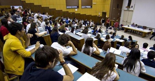 Università, Chiorino: 33 milioni per le borse di studio