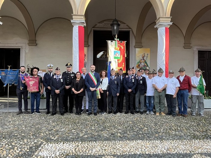 Partecipata cerimonia di apertura degli Scuroli per i santi patroni Cassiano e Clemente