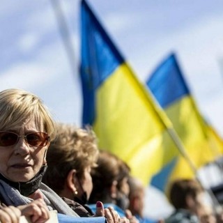 Novara stanzia fondi per l'assistenza dei cittadini ucraini e per chi li accoglie