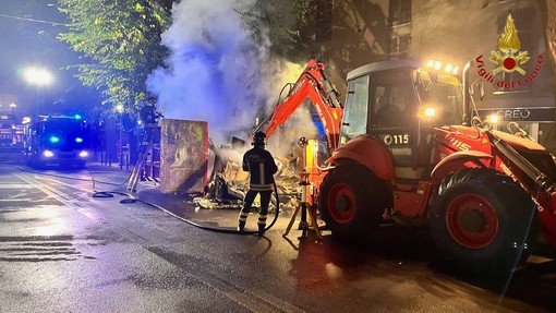 Incendio vicino alla stazione di Novara: intervengono i vigili del fuoco