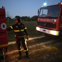 Incendio sul tetto di villetta a Trecate: nessun ferito