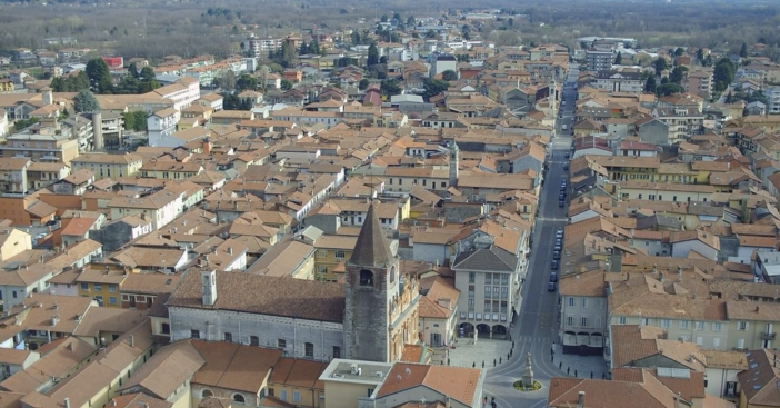 Borgomanero: stop al disco orario in via Arona