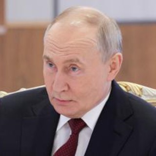 Ucraina, Putin: &quot;Missili Oreshnik hanno la potenza di attacco nucleare&quot;