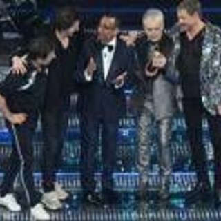 Sanremo 2025, Duran Duran e Katia Follesa show: ecco il film della terza serata