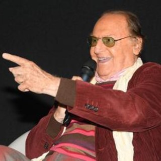 Renzo Arbore: &quot;Invidio i giovani, non si rendono conto del potenziale della tecnologia&quot;