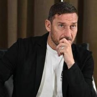 Totti, l'appello: &quot;Chiudere i cinema a Roma è un autogol&quot;